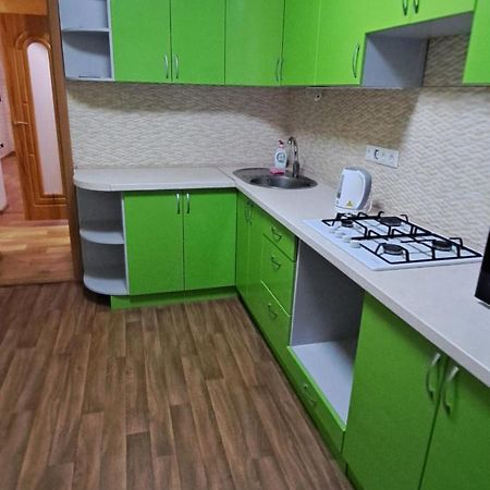 Сонячна Галерея, 2-Га Міська Лікарня كريفوي روغ المظهر الخارجي الصورة